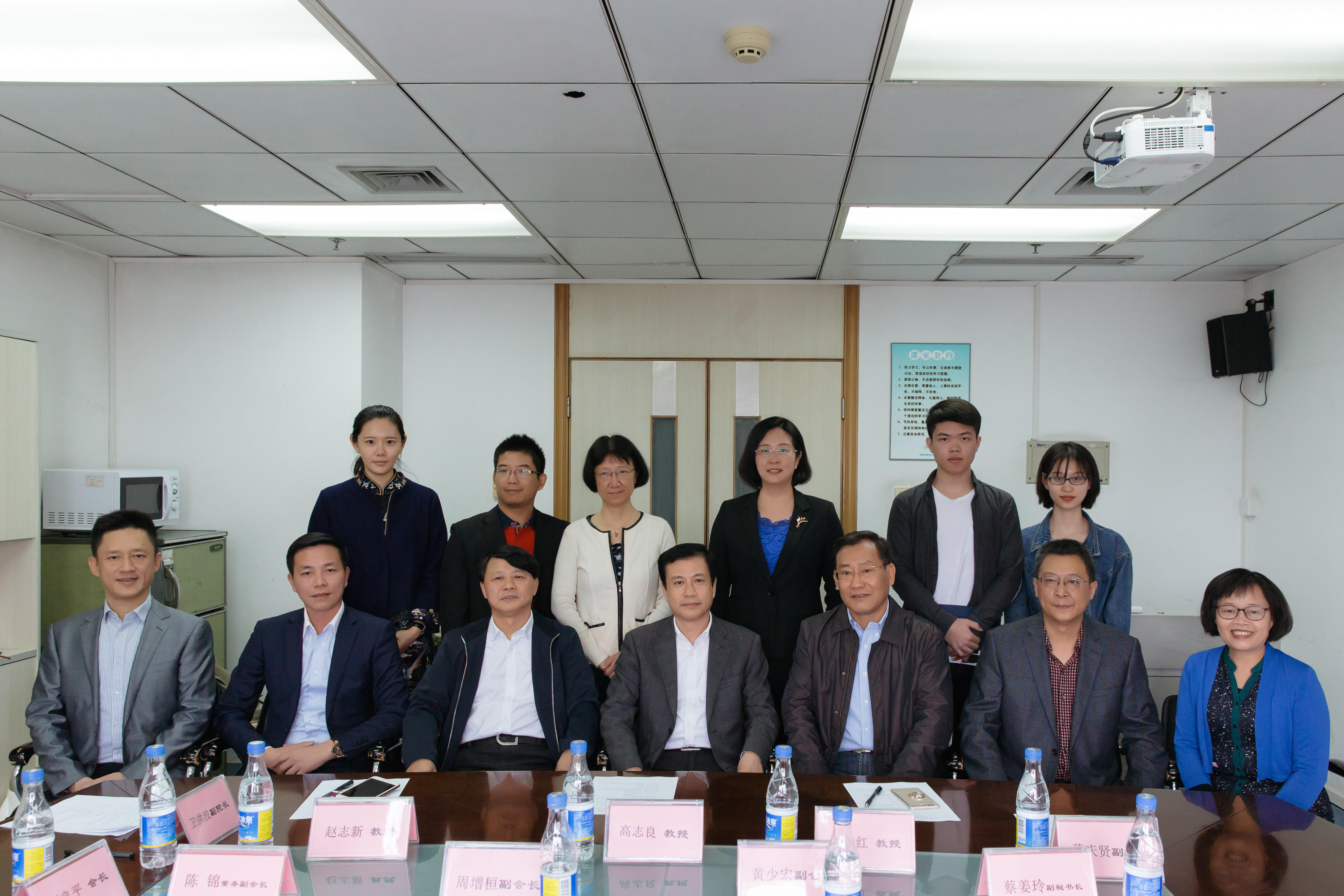 包含北京大學第三醫院重癥中心大夫名單代掛陪診就醫的詞條
